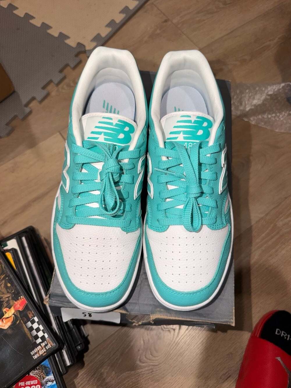 New Balance 480 Size 8.5 Teal White Leather Sneakers BB480LAT